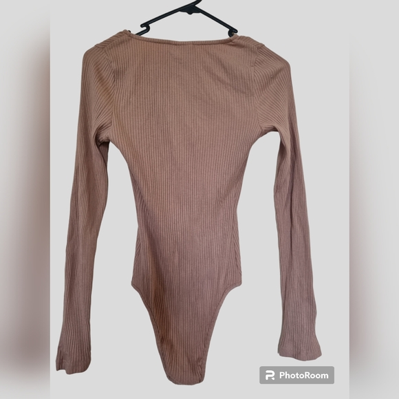 Showpo body suit in mocha - Picture 3 of 8